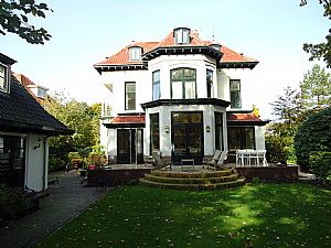 Aanbouw Bussum