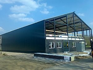 Nieuwbouw bedrijfshal te Lettele